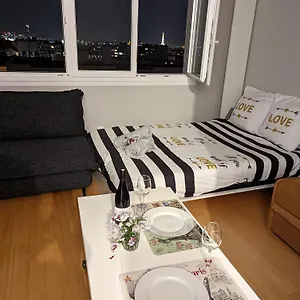 Charming With Eiffel View Appartement Paris